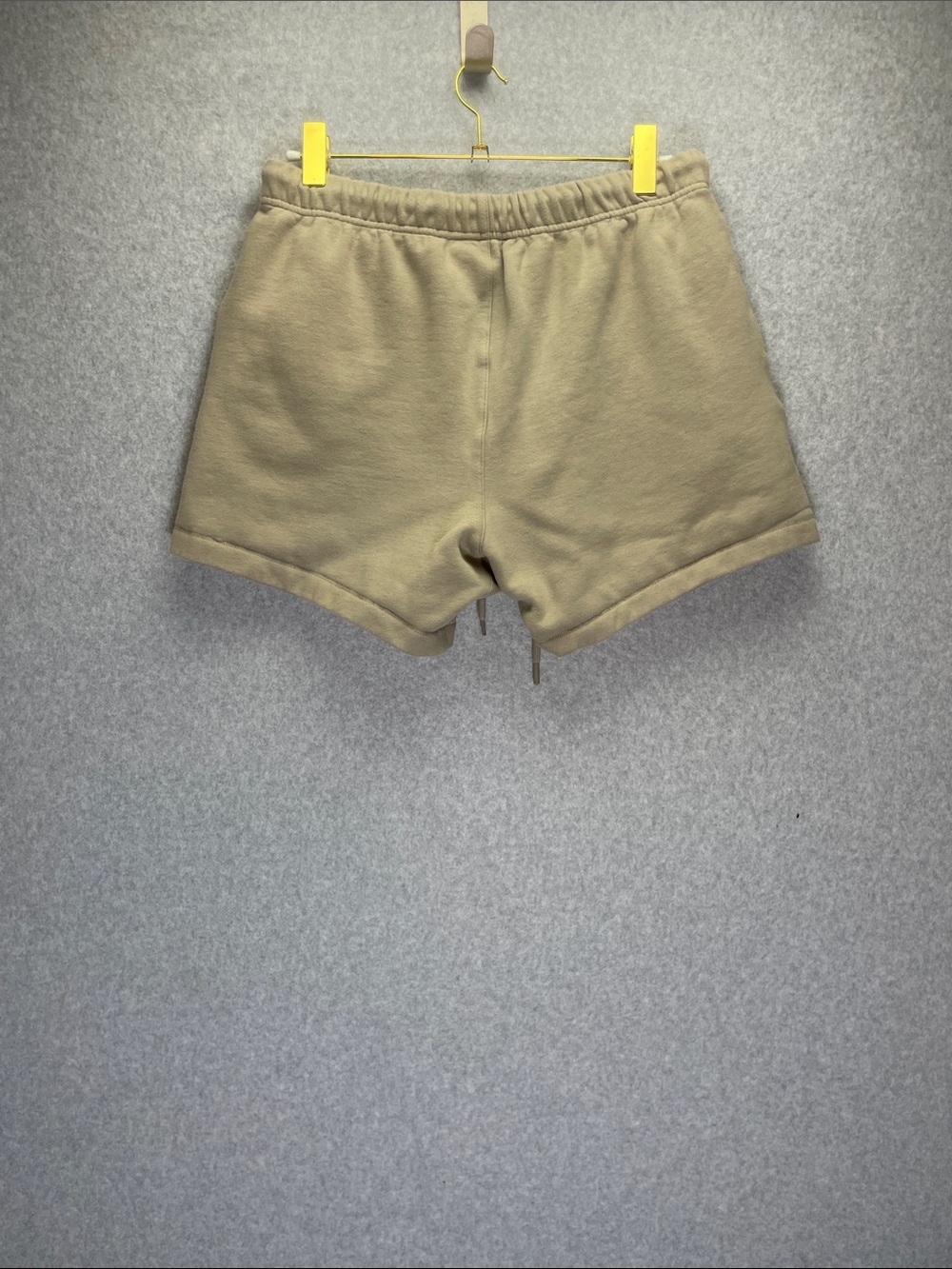 Essentials Fear of God Classic Sweatshort - Picture 4 of 6
